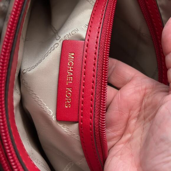 Michael Kors Voyager East West Large Saffiano Leather Tote Crimson Colorblock - Picture 7 of 12